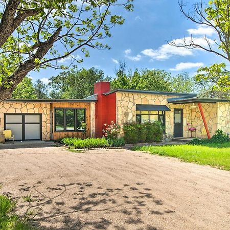 Remodeled Retro Home With Deck, Walk To Main Street! Blanco 外观 照片