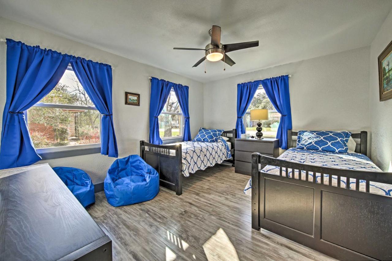 Remodeled Retro Home With Deck, Walk To Main Street! Blanco 外观 照片